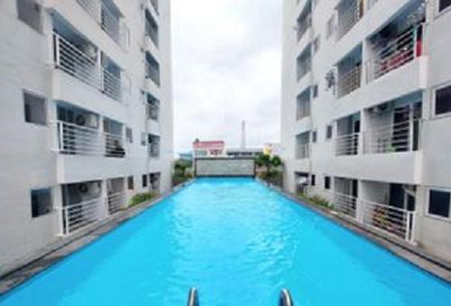Swimming pool, Mansyur Residence Apartment in Medan Selayang