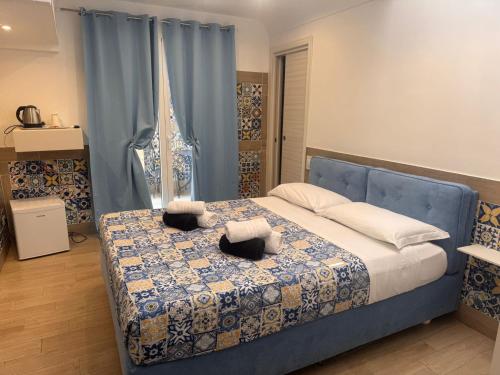 Double Room image 9