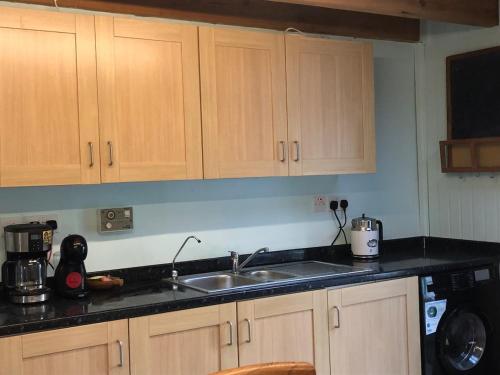 Corlae Cottage, mountain and forest views in Carsphairn