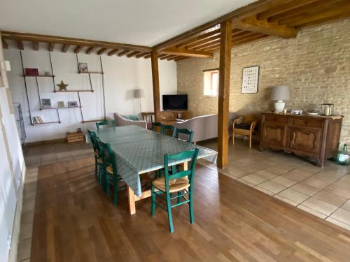 70m² 1 guļamistaba, 1 privāta vannas istaba Māja Mevēna
 (FamilyGites) in Mevēna