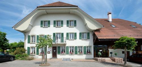  Auberge de la Croix Blanche, Pension in Villarepos bei Jeuss