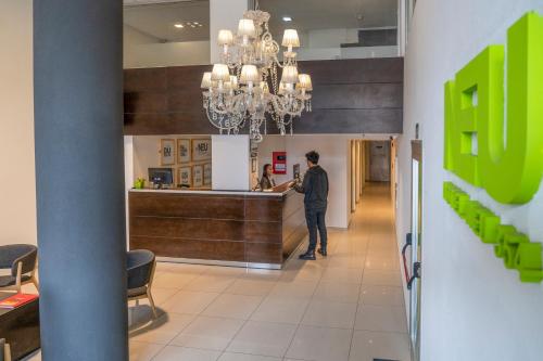 로비, Hotel NEU 354 in 네우켄