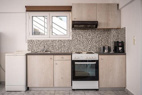 Livadaki Elegant Seaside Apartment in Other