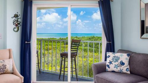 Sunrise Sanctuary - Top Floor Ocean Pointe 2415 in Tavernier (FL)