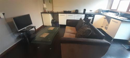 4 Guests - Pet Friendly - 13 min to the Beach, Bournemouth (photo 4)