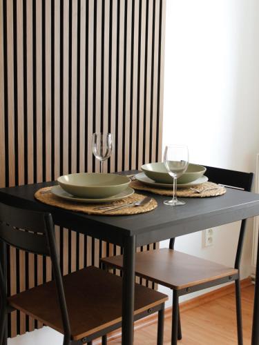 บริการและสิ่งอำนวยความสะดวก, Husitská (Husitska) in โนเว ซาดี