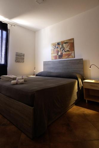 Two-Bedroom Apartment with Balcony and Terrace image 7
