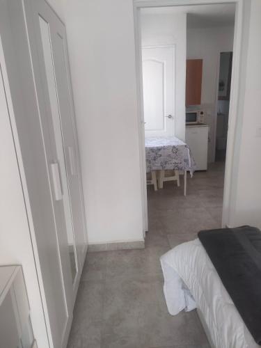 Alba 2 apartamento y Alba 3 habitación con baño 3
