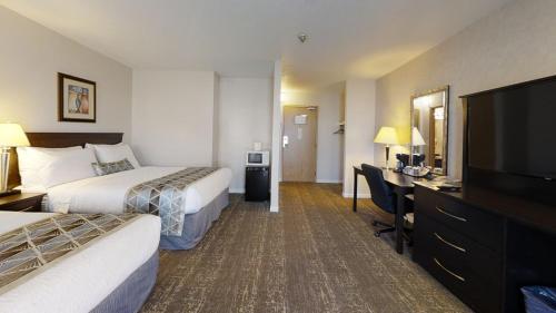 2 double beds