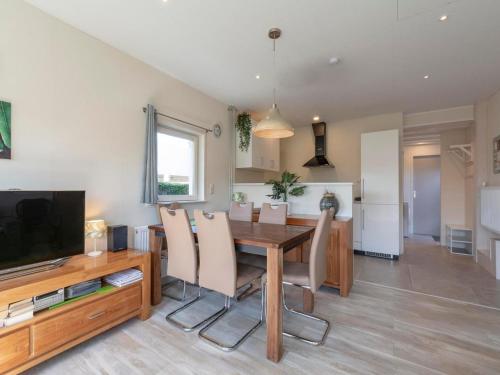  Bungalow in Sint Maartenszee near Beach in Sint Maartensvlotbrug