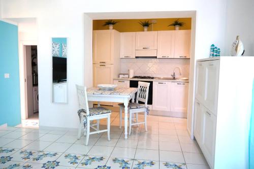 Konyha, Pharus miseni in Bacoli