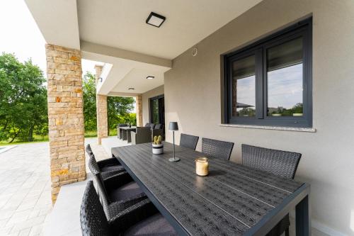 Istra 3 bedroom Villa & pool Retreat in Sveti Bartul