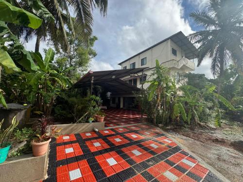. KENSON'S INN - Non AC 2Bhk Apartment
