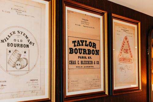 The Trail Hotel - image 7