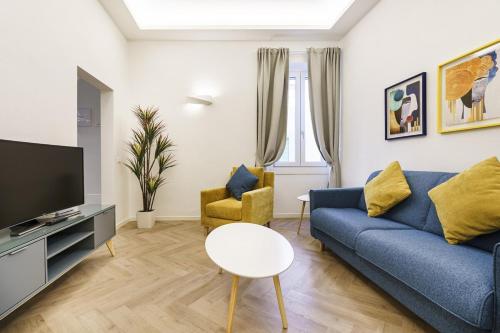 Two-Bedroom Deluxe Apartment image 10