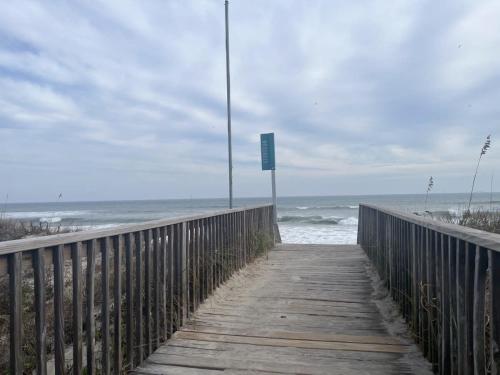 Walk to Beach Hot Tub Resort with Community Pool - image 2