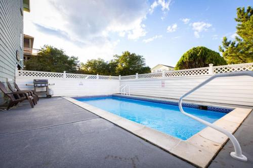 Private Pool Spa & Spacious Deck - image 5