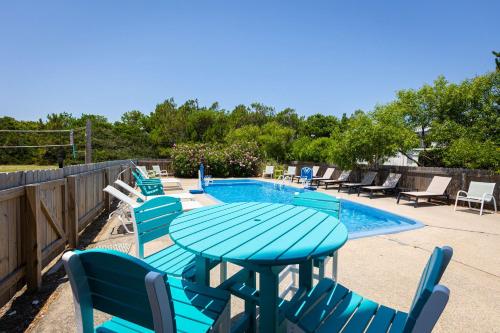 Private Semi-Oceanfront Retreat with Pool & Spa - image 2