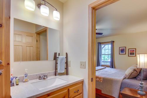Newly Built Smoky Mtn Cabin Near Bryson City! - image 9