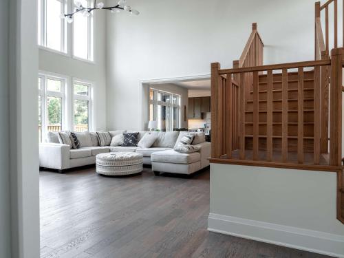 Modern Muskoka Cottage with Lake Views in 德懷特 (ON)