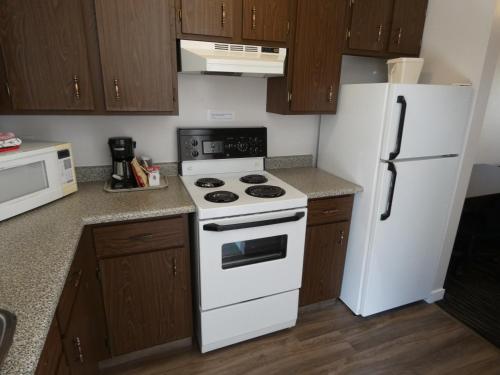 dapur, Recreation Inn and Suites in Kelowna (BC)