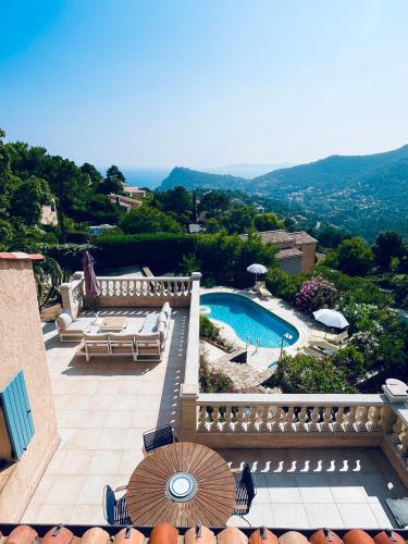 Stunning Villa with Pool, Sea View & Petanque in Golfe Saint Tropez, Rayol-Canadel-sur-Mer
