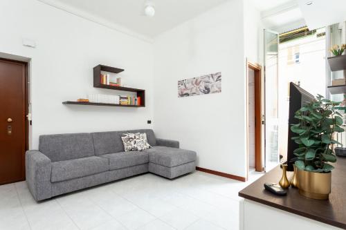 Aselli18 M4 - Meryggiare Apartments, Milan