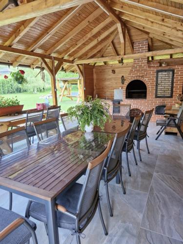 Pensiunea Casa Pancu in Čelau