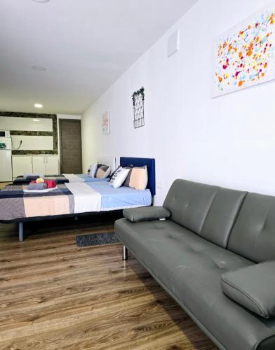 Apartamentos Lindux Airport in 발렌시아 공항
