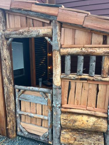 Rustic Guesthouse in Sovarda (BC)