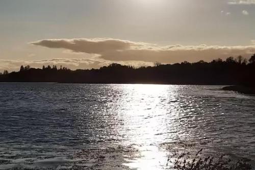 Uitzicht, 2 Bed cottage-Sleeps 4-Private Garden-Parking in Irvinestown