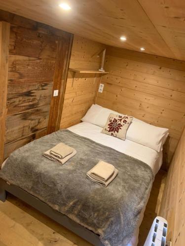 Mazot Hirondelle in Morzine centro