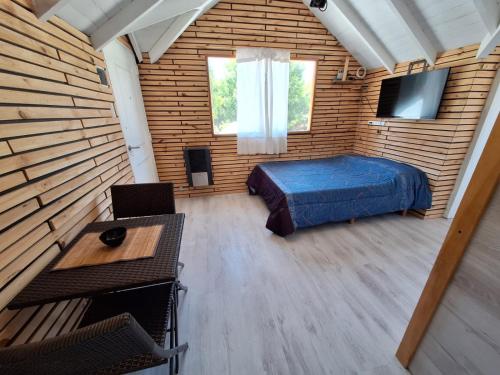 Cozy mono SMA