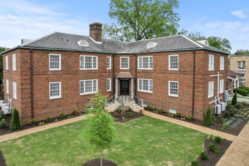 A szálláshely kívülről, The Monarch Unit 8 in Huntsville Városközpont