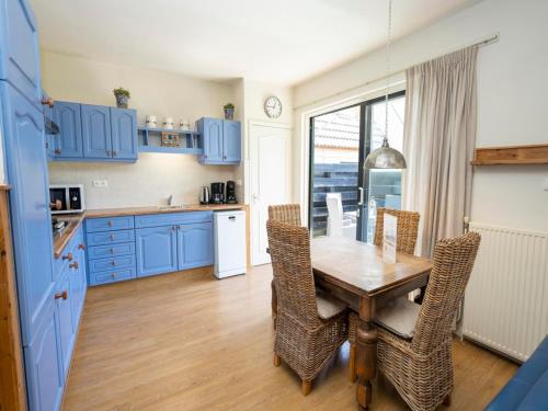 Apartment in De Koog near Texel Beach, De Koog (foto 10)
