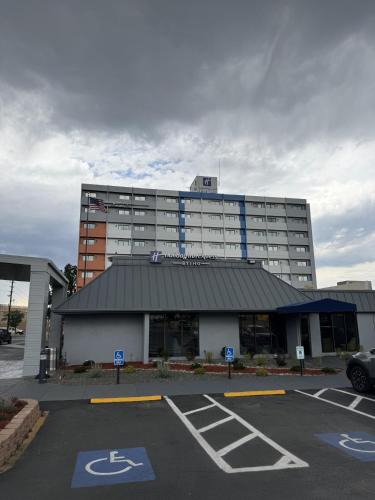 Holiday Inn Express Denver Central - North
