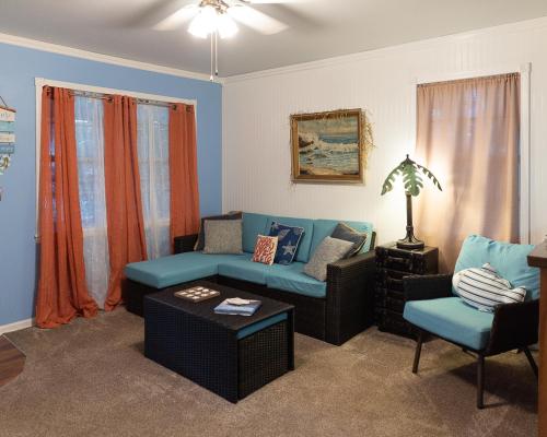 Silver Heart Inn & Cottages