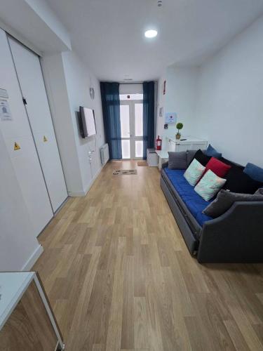 Apartamento muy funcional en el Sur de Madrid - image 11