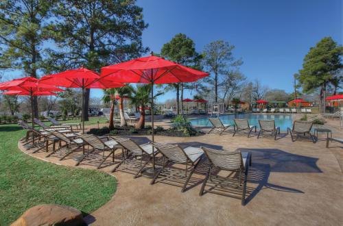 Lake Conroe Two-Bedroom Cabin 13 in Willis, USA