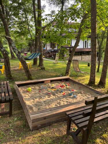 Вилно селище Паздерите in Apriltsi