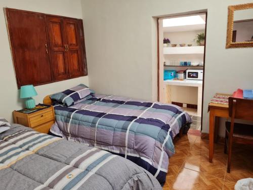 Mini departamento 2 camas en el centro - image 2