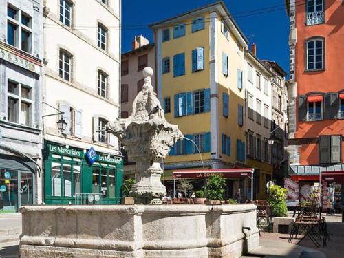 Gîte Blavozy, 2 pièces, 3 personnes - FR-1-582-57 (Charmante maisonnette a Blavozy, proche du Puy-en-Velay, avec terrasse privative, WiFi, et parking -) in 布拉瓦濟