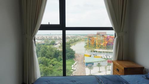 Campell hotel & apartment Vinhome Grand Park