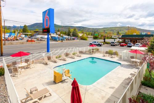 Motel 6 Klamath Falls, OR - Tap to explore photos