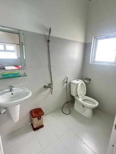 Tiến Đạt Hotel Vũng Tàu - 샤워실