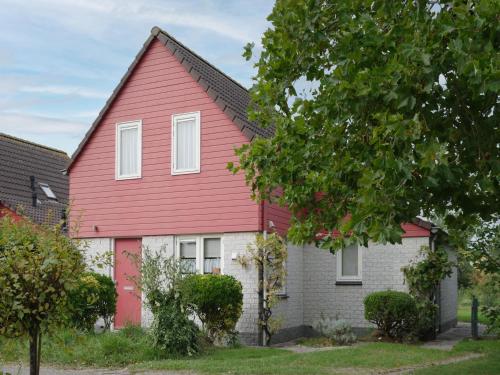 Holiday Home in Wemeldinge near the Sea, Wemeldinge