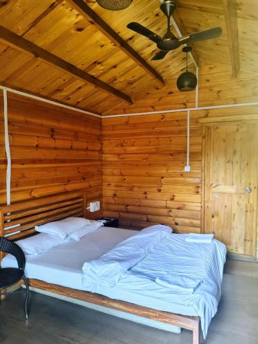 1 double bed