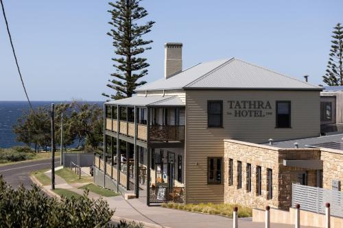 Exterior view of Tathra Hotel & Motel