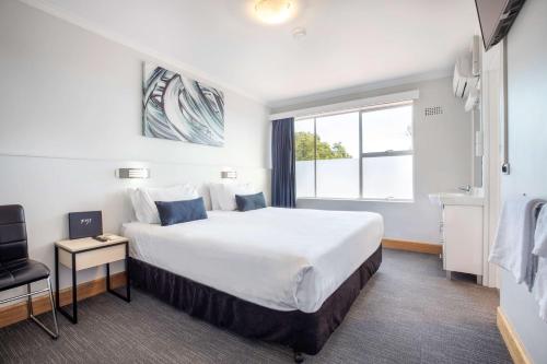 Nightcap at Carlyle Hotel in Hobart