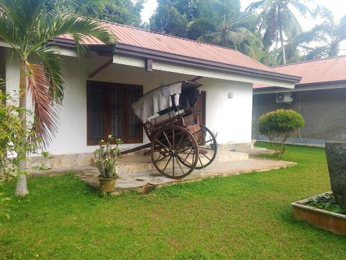 Sanda Diya Dahara in Makandura